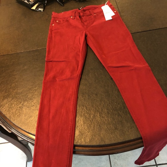 Not red, Maroon Hudson jeans,photo came out red?? - Picture 3 of 4
